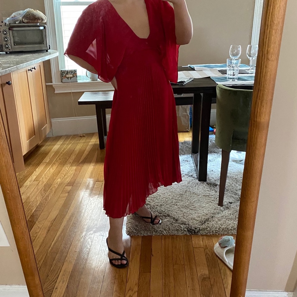 Club Monaco red pleated dress